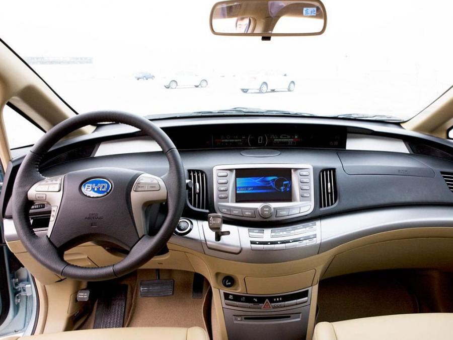  BYD E6 2009 года  (фото 52 из 60)